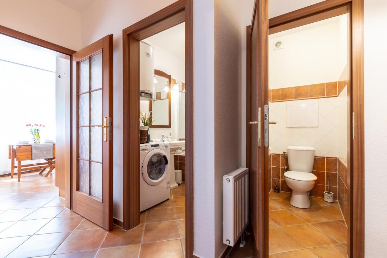 Apartman Dream V Mikulove - Jine Ubytovani Lednice Apartment Ngoại thất bức ảnh